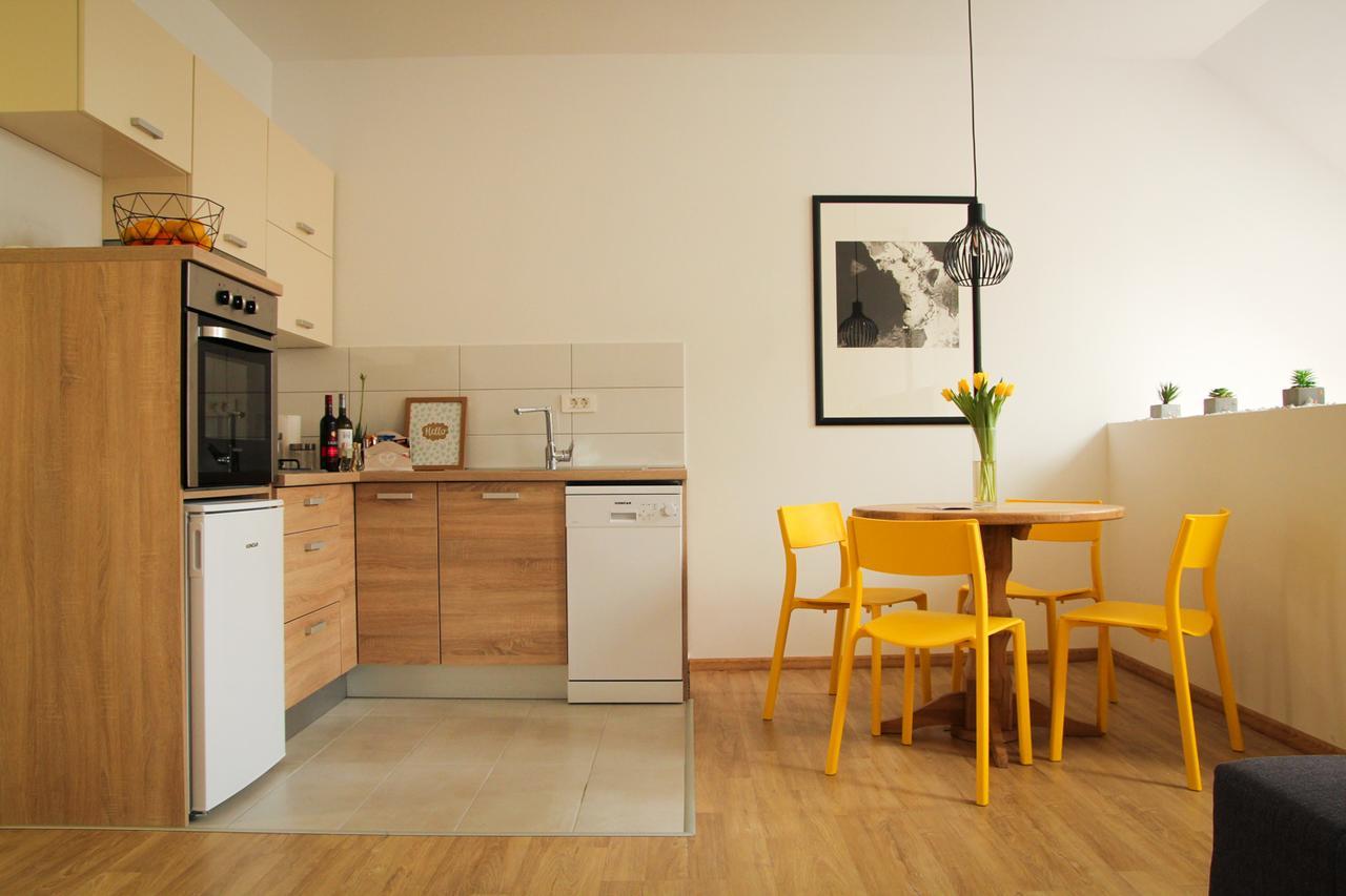 Apartmani Mursa Osijek Ngoại thất bức ảnh