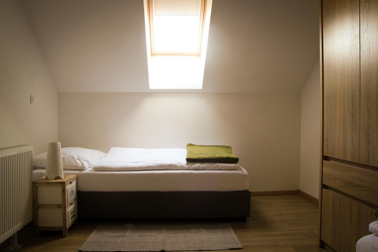 Apartmani Mursa Osijek Ngoại thất bức ảnh