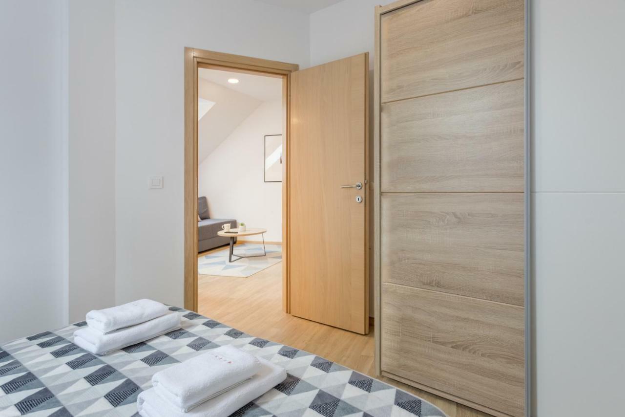 Apartmani Mursa Osijek Ngoại thất bức ảnh