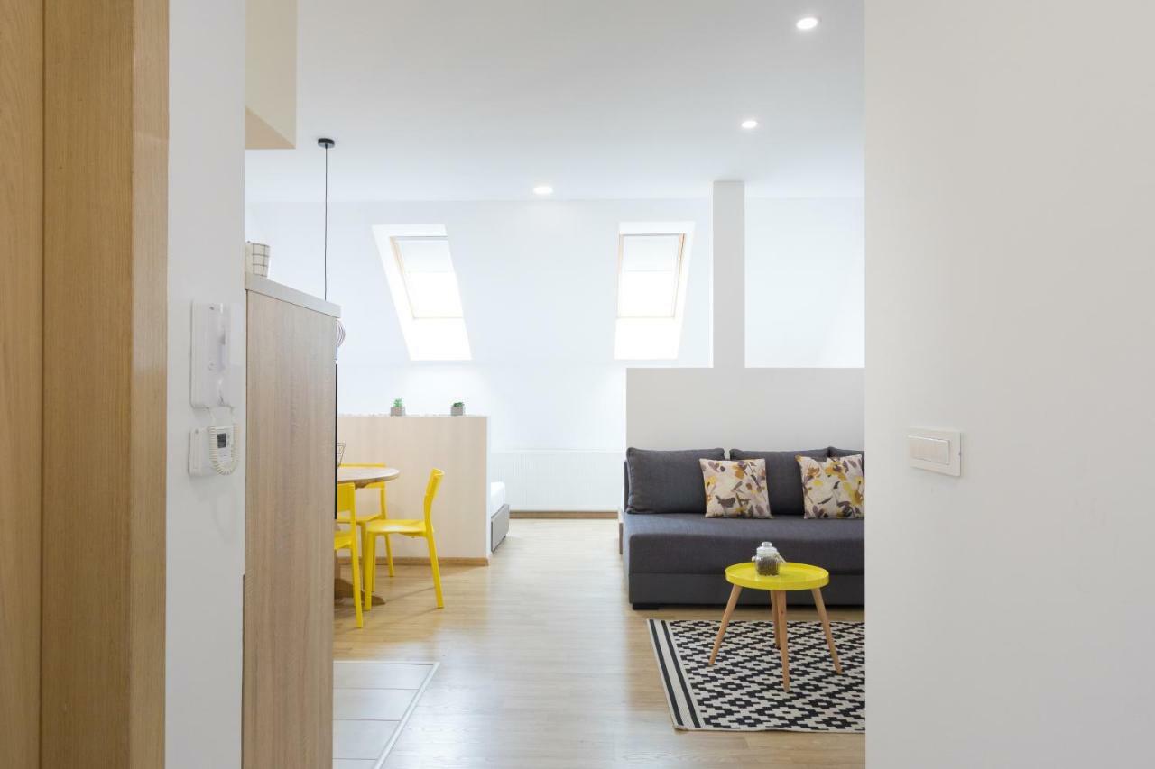 Apartmani Mursa Osijek Ngoại thất bức ảnh