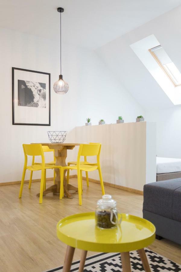 Apartmani Mursa Osijek Ngoại thất bức ảnh