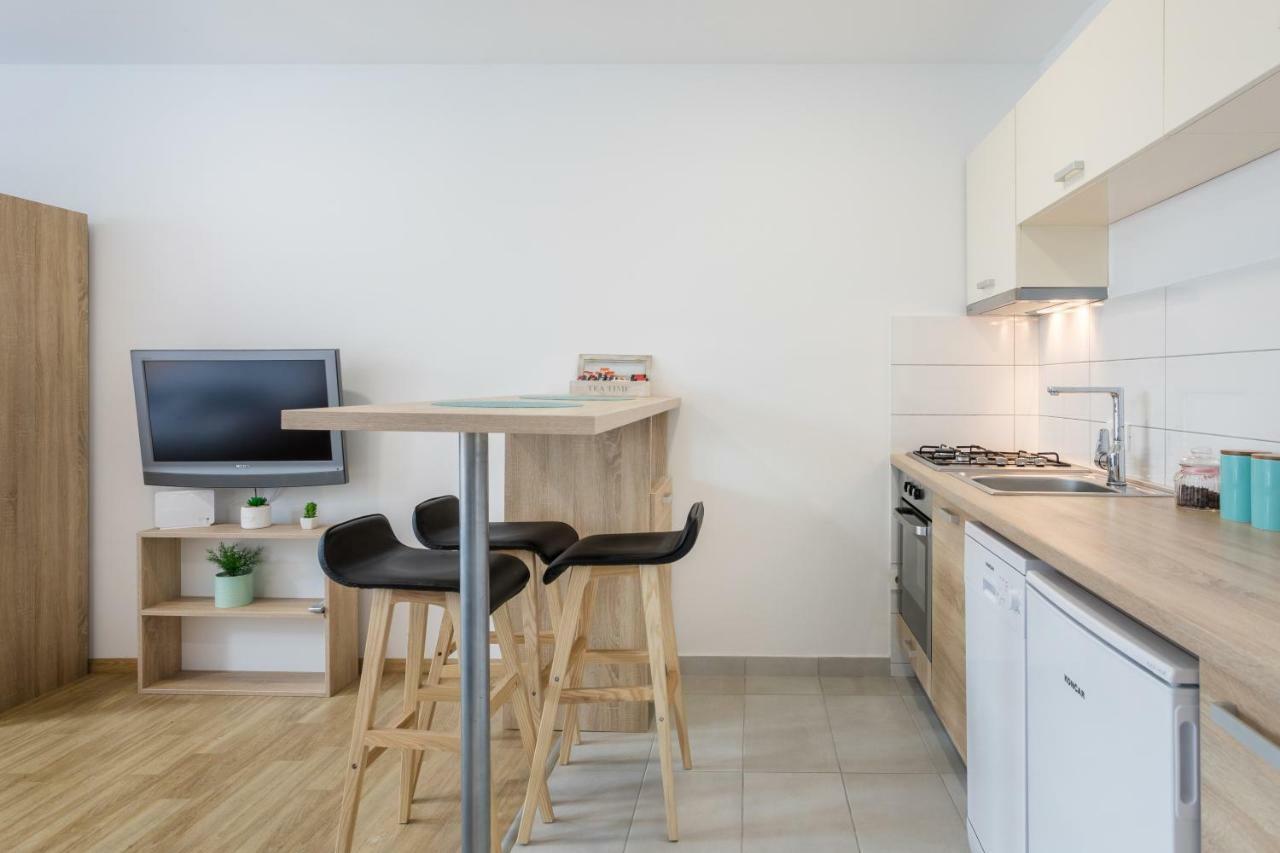 Apartmani Mursa Osijek Ngoại thất bức ảnh